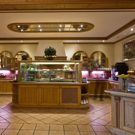 Hotel Speeter Вайзенхайм-ам-Берг Экстерьер фото