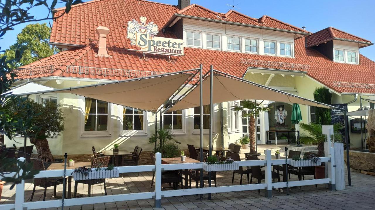 Hotel Speeter Вайзенхайм-ам-Берг Экстерьер фото
